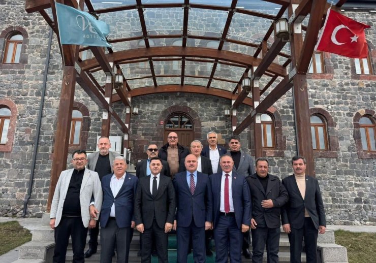 Fuat Arslan, Kars İl Genel Meclis Başkanı seçildi