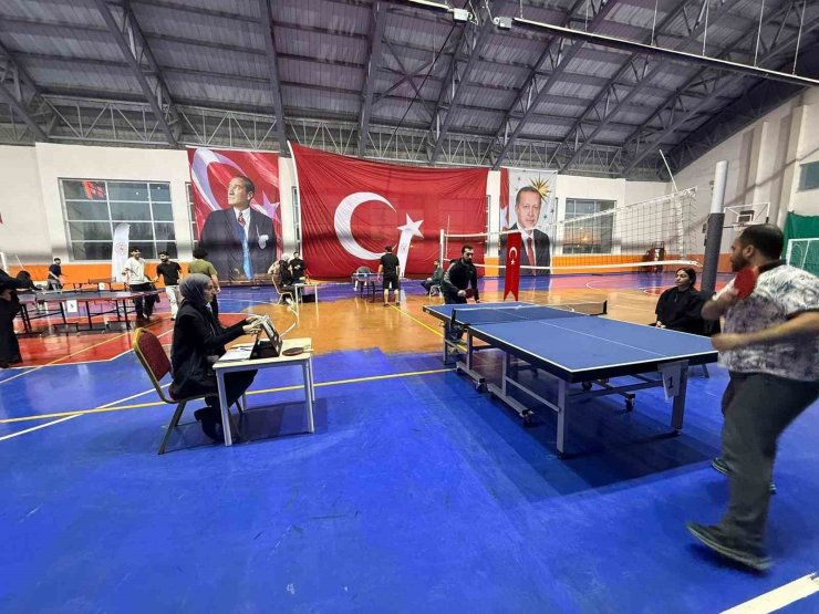 Bulanık’ta masa tenisi turnuvası coşkuyla başladı