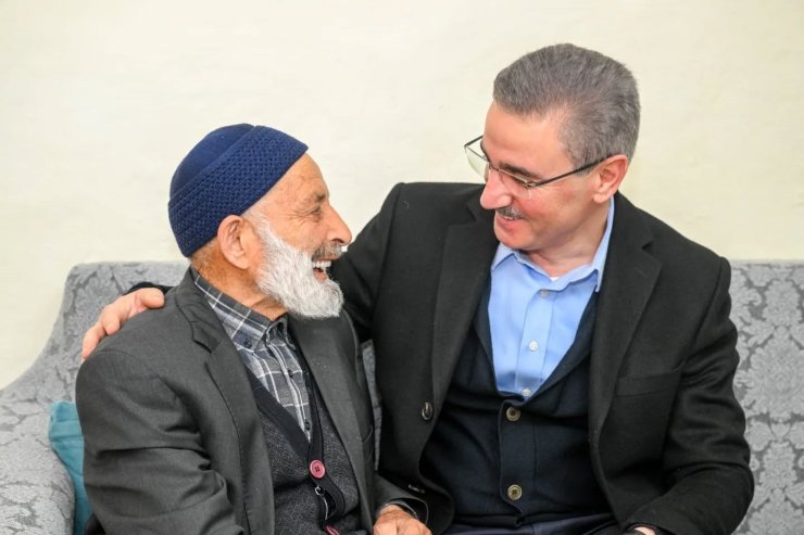 Vali Aydın Baruş ve eşinden vefa ziyaretleri