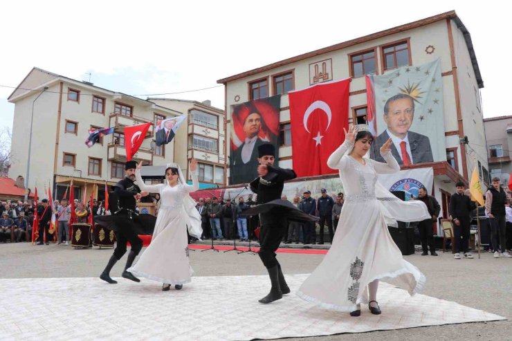 Şenkaya’da kurtuluş coşkusu