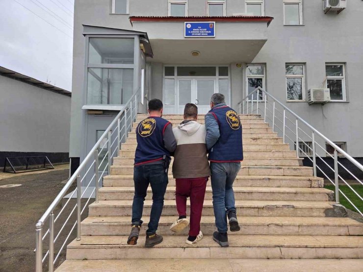 Bingöl’de kesinleşmiş hapis cezası bulunan 3 zanlı yakalandı