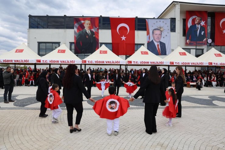 Iğdır’da 23 Nisan coşkusu: Özel bireylerden duygulandıran gösteri