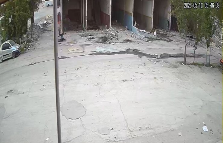 Aydınlatma direğinden düşen şahıs hayatını kaybetti