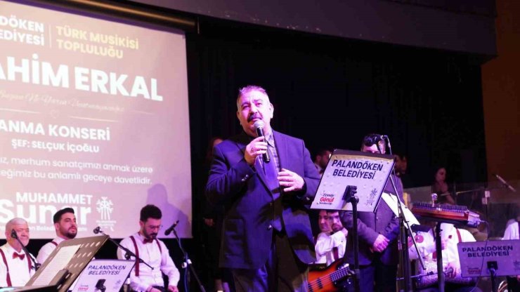 İbrahim Erkal’a vefa gecesine yoğun ilgi