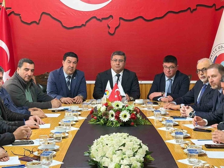 Kars TSO’da kritik zirve: Gündemde yatırım, ticaret ve Kars-Bakü uçuşları vardı