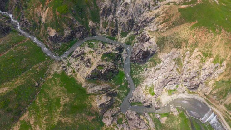 Muş’un saklı cenneti Kızılağaç Kanyonu doğaseverleri bekliyor