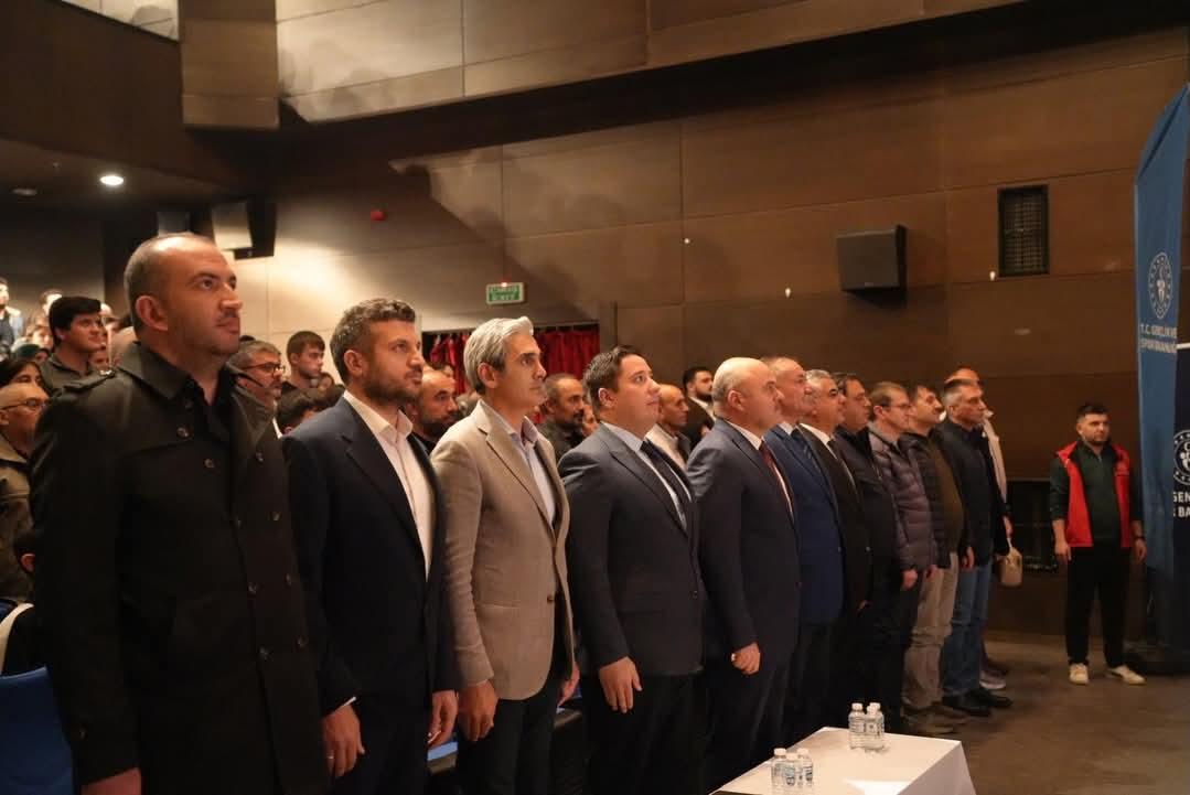 karsta-genc-yeteneklerden-19-mayis-konseri-1.jpg