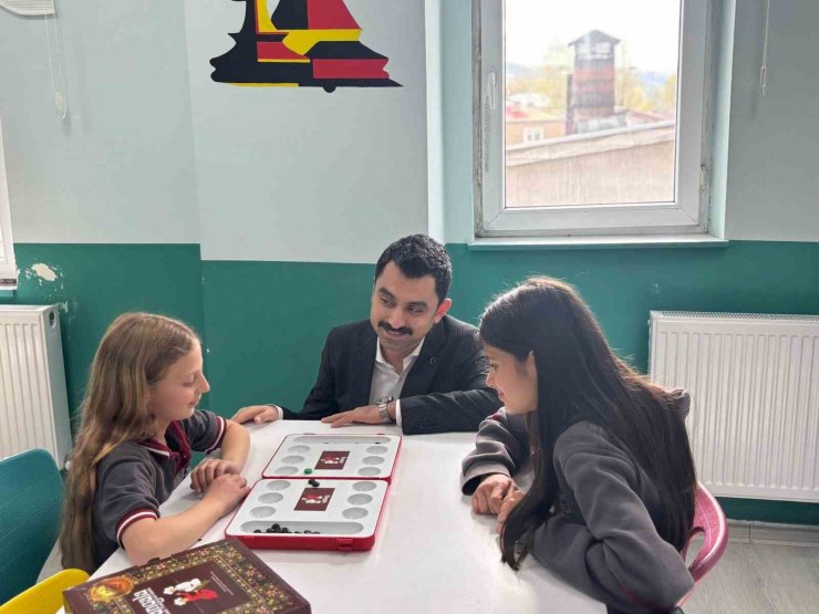 Susuz’da Akıl ve Zeka Oyunları kurslarına yoğun ilgi