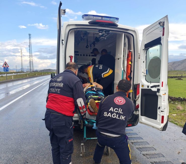 Van’ın Çaldıran ilçesinde trafik kazası: 5 yaralı