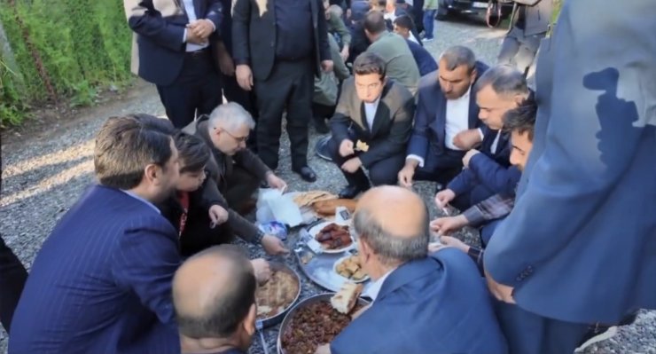 Bingöl’de asırlık "Divan" geleneği bayramda yaşatıldı
