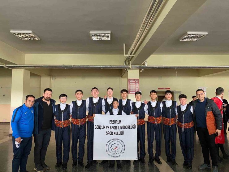 Halk Oyunlarında Erzurum Gençlik Spor ve EKTUD şampiyon