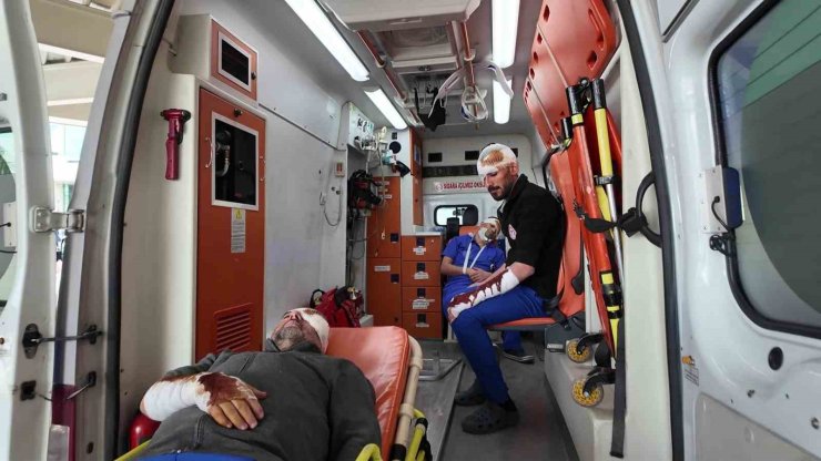 Erzurum Şehir Hastanesi’nde gerçeği aratmayan tatbikat