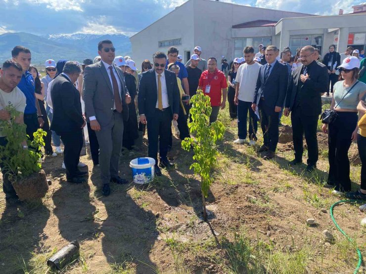 Ceza İnfaz Personeli Günü’nde fidan dikim etkinliği düzenlendi