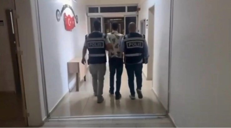 Bingöl’de 20 yıl kesinleşmiş hapis cezası bulunan firari yakalandı