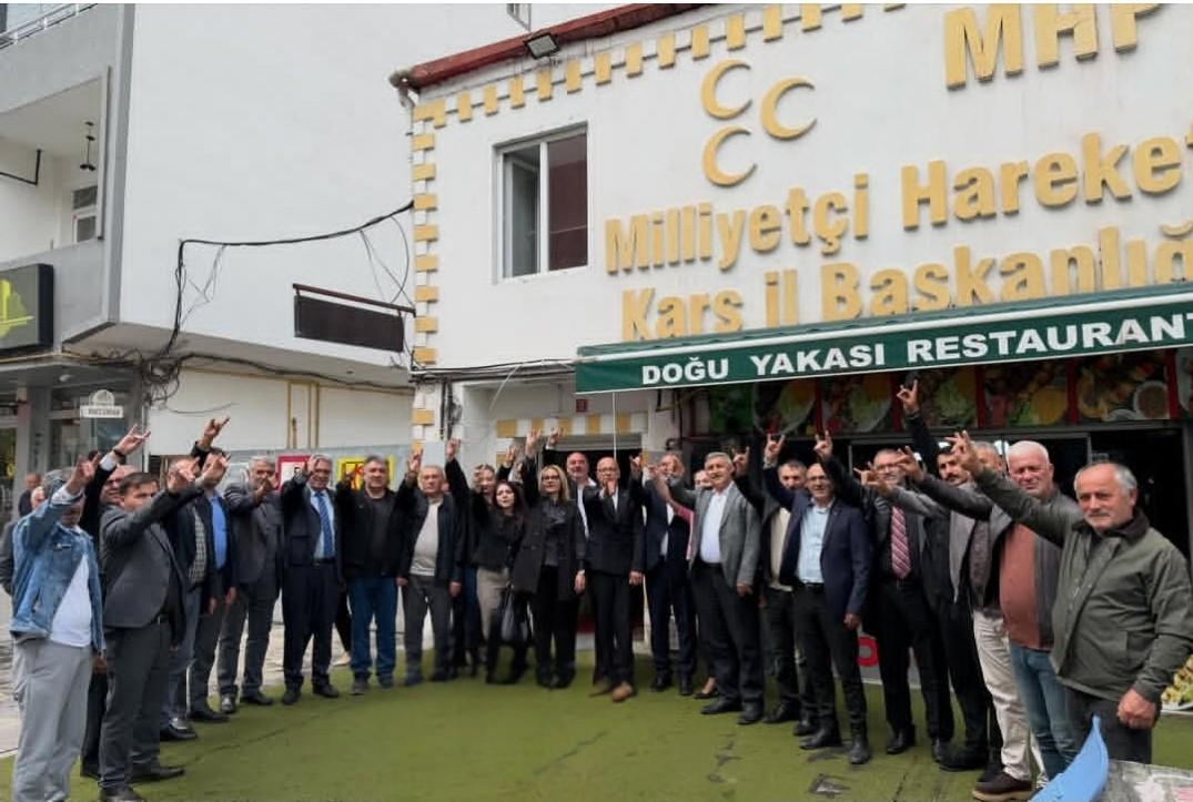 mhpde-serhat-dayanismasi-ardahan-teskilatindan-kars-ekiplerine-ziyaret-3.jpg