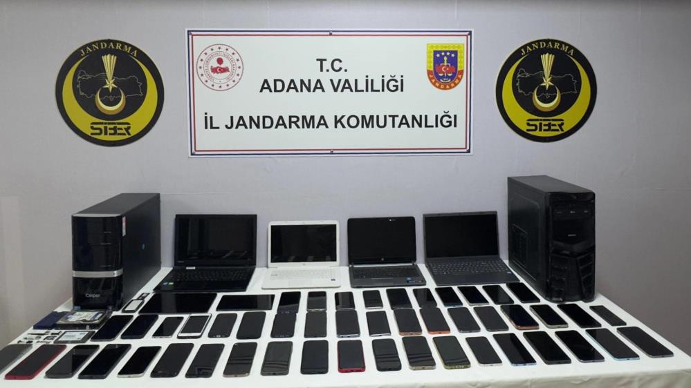 aw721508-03.jpg