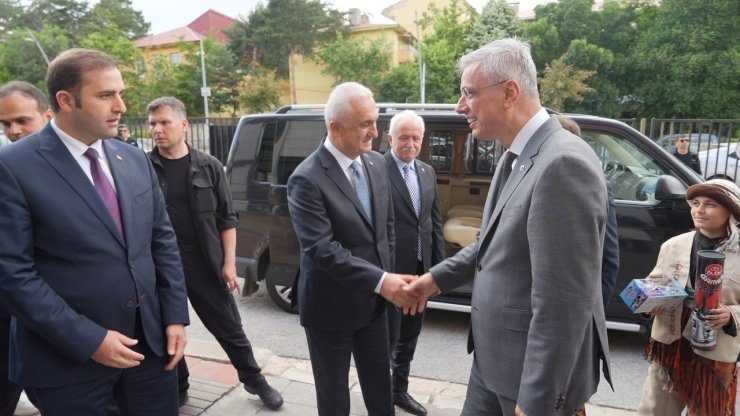 Sağlık Bakanı Memişoğlu: "Dünyada söz sahibi bir tedavi hizmetleri başarımız var"