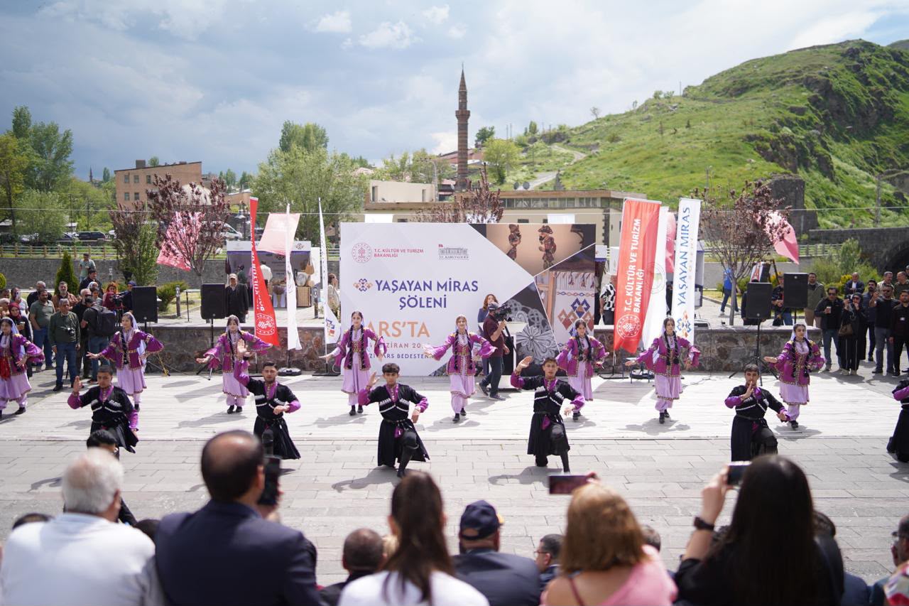 kars-yasayan-miras-soleni-sona-erdi-4.jpeg