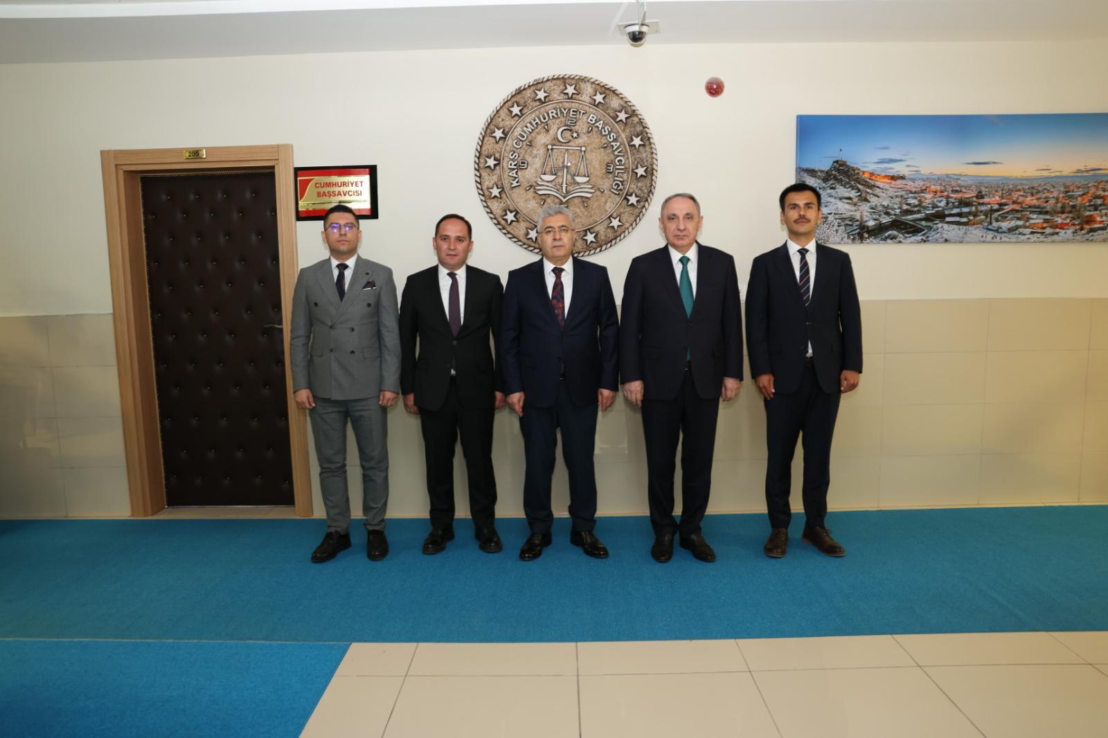 turkiye-ve-azerbaycan-bassavcilarindan-tarihi-ziyaret-7.jpg