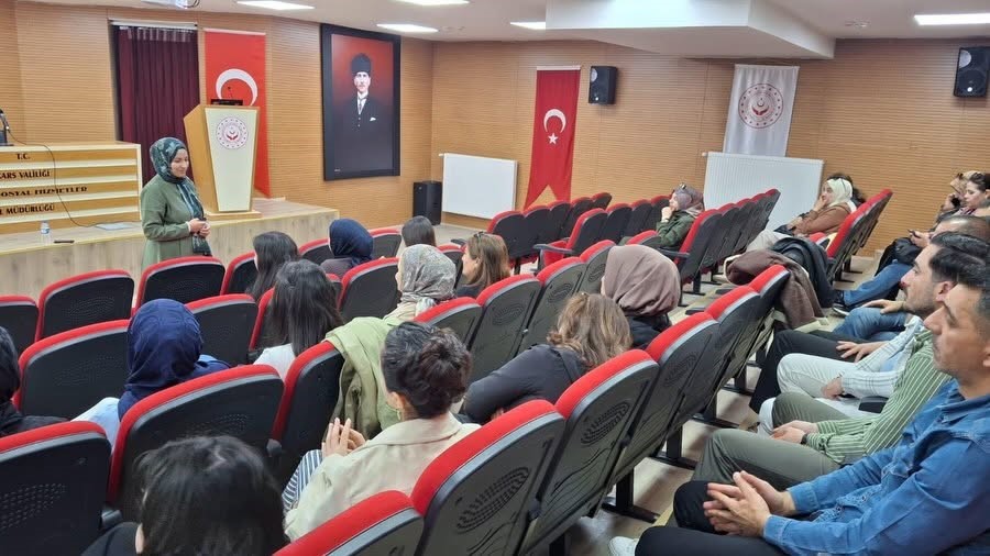 karsta-sosyal-hizmet-personeline-hayati-egitim-2.jpg