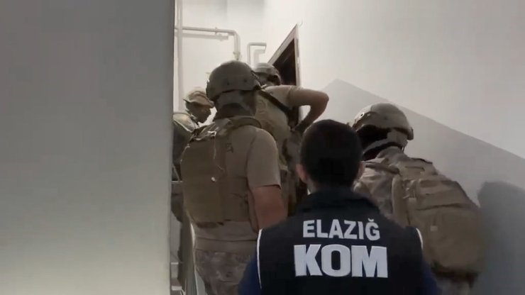 Elazığ merkezli 4 ilde ’Barbaroslar’ suç çetesine operasyon: 29 şüpheli yakalandı