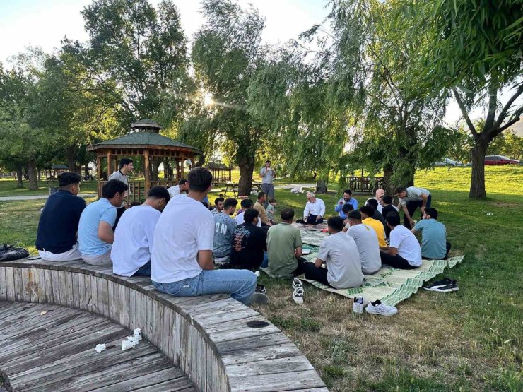 İl Müftülüğünden KYK yurtlarında öğrencilere yönelik gönül buluşması