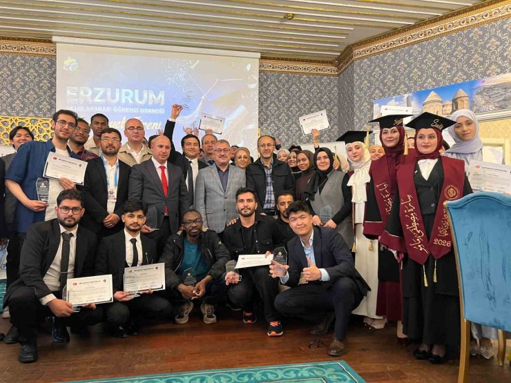 Erzurum’da eğitim alan uluslararası öğrenciler memleketlerine uğurlandı