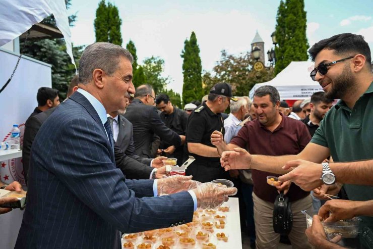 15 Temmuz Şehitleri Lalapaşa Camii’nde dualarla anıldı