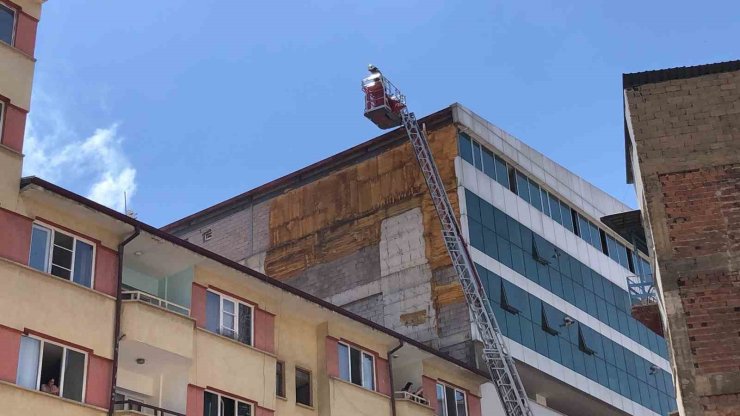 Elazığ’da baca yangını paniğe neden oldu