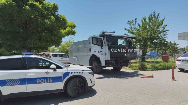 Erciş’te akraba aileler arasında arazi kavgası: 8 yaralı