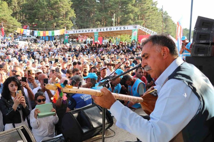 Şenkaya’da Bal Festivali’nde rekor katılım: 20 bin kişi Şirankes’te buluştu