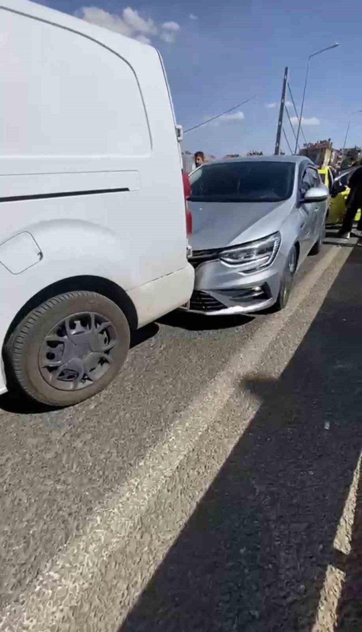 Bingöl’de 4 araçlı zincirleme kaza