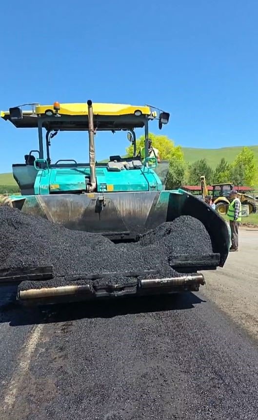 Ardahan’da sıcak asfalt seferberliği