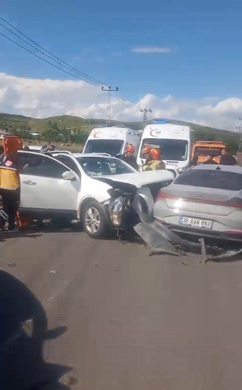 Kars’ta zincirleme kaza: 8 yaralı