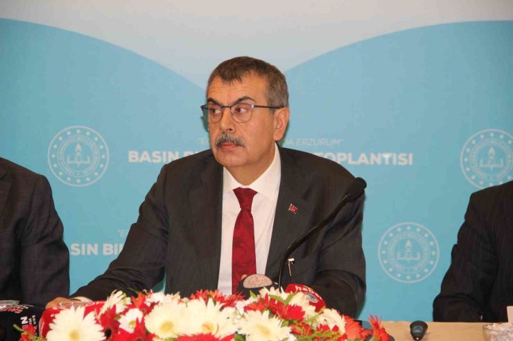 Bakan Tekin: "2013 yılından itibaren Erzurum’da 187 okul yaptık"