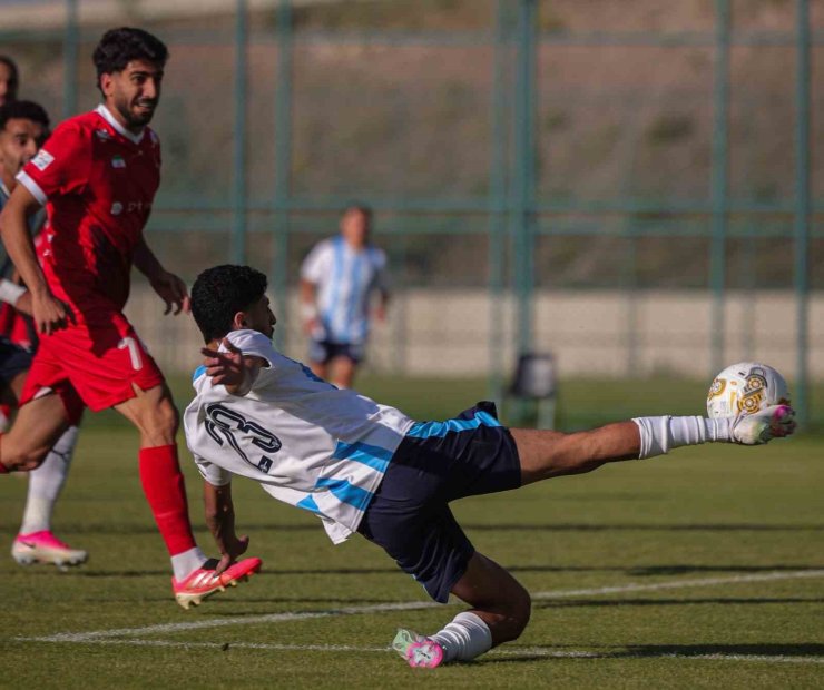 Hazırlık maçı: Persepolis: 1- Pyramids FC: 0