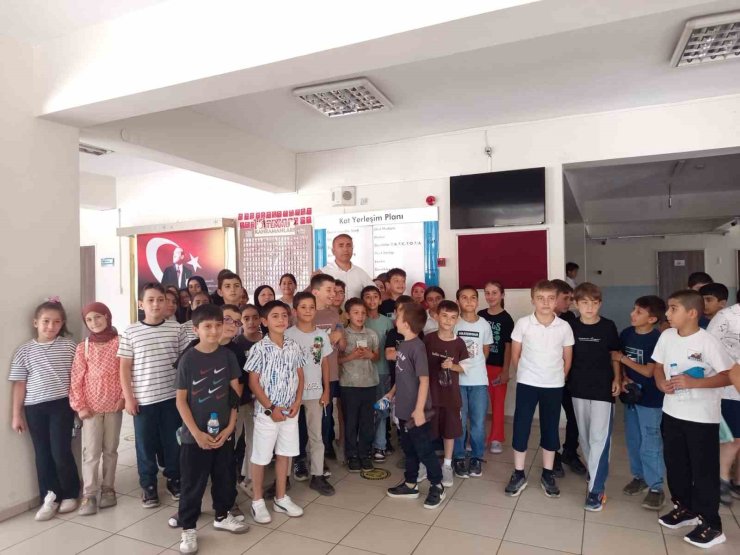 Öğrenciler yaz Kur’an kursları bilgi yarışmasında ter döktü
