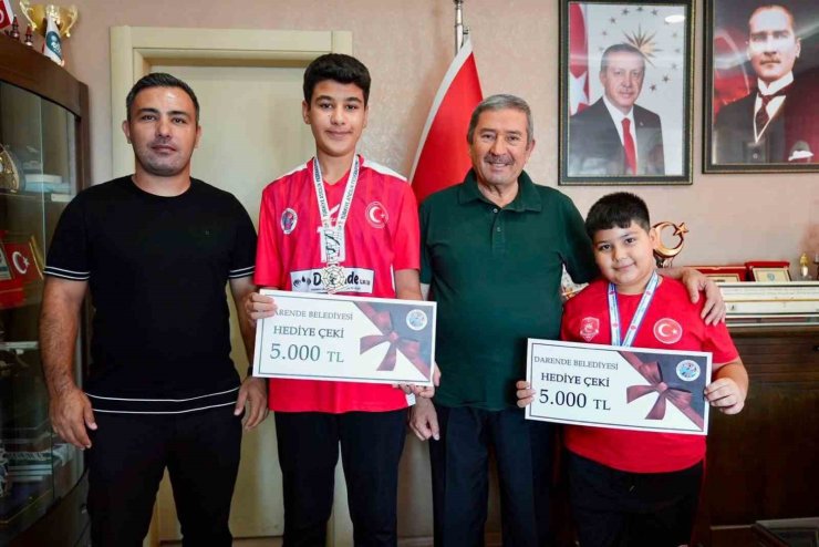 Darendeli genç sporcuların başarısı gururlandırdı