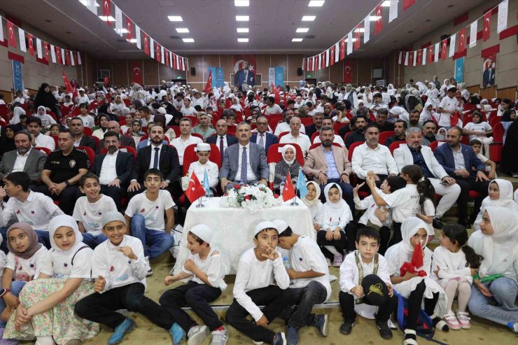Ağrı’da TÜGVA Yaz Okulu öğrencilerin katılımıyla sona erdi