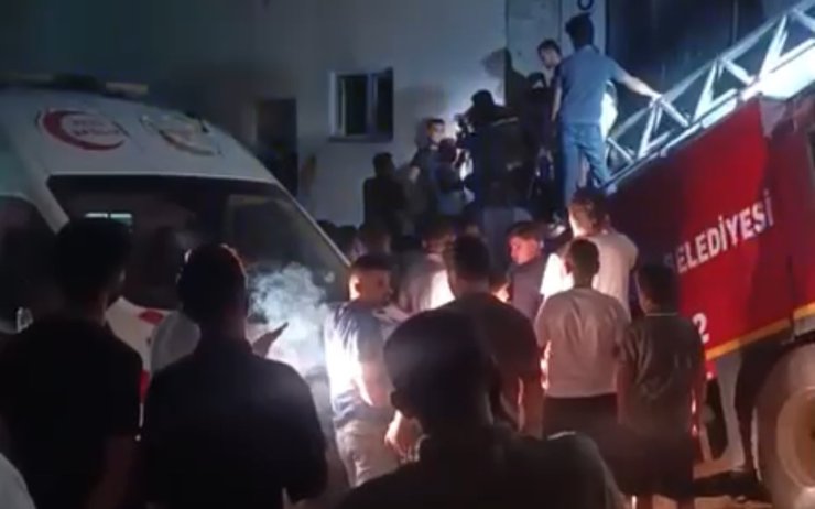 Hakkari’de acı olay: Uzman çavuş itfaiye aracının kayması sonucu hayatını kaybetti