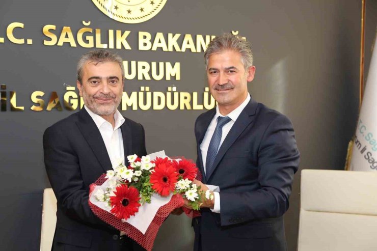 Erzurum Sağlık Müdürlüğü’nde bayrak değişimi: Bedir görevi Meral’e devretti