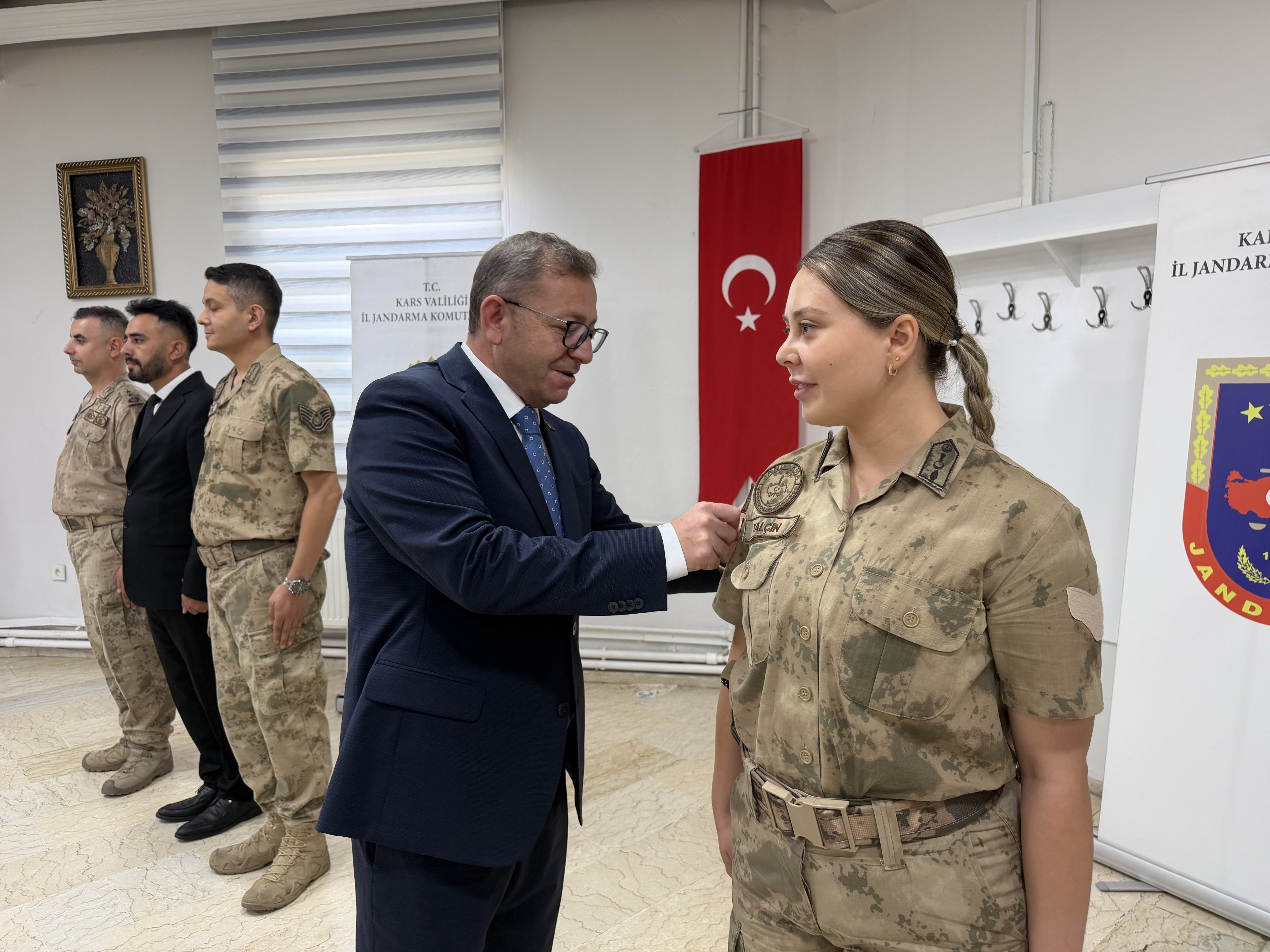 hqzokbmxoaapsr7.jpg