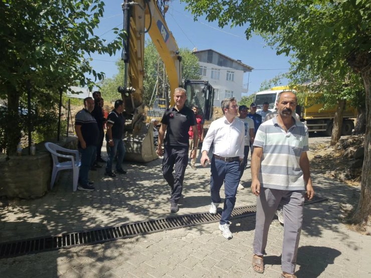 Kışlacık köyünde yangın sonrası çalışmalar sürüyor