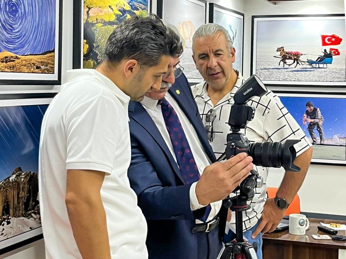 fotograf-tutkunlarina-ucretsiz-egitim-8.jpeg