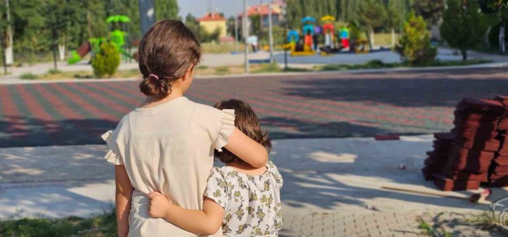 Hasköy’de harabeye dönen park yenilendi