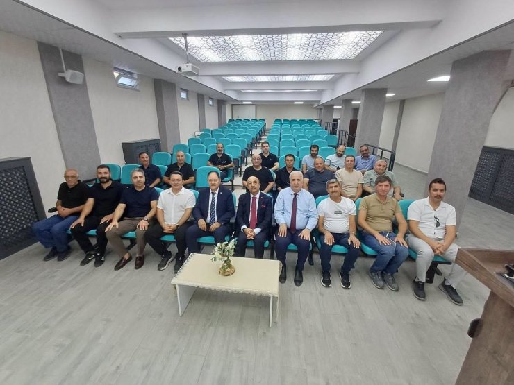 Erzincan’da eğitim yöneticilerine yönelik seminer düzenlendi