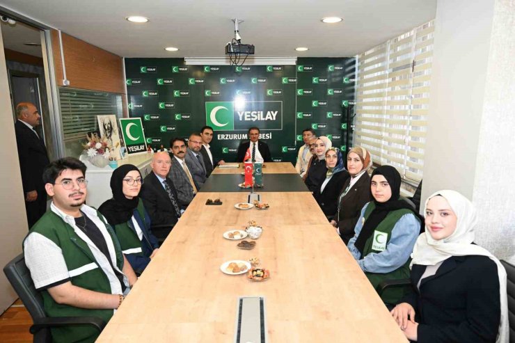 Yeşilay Erzurum Şubesi faaliyetlerde Türkiye 1’incisi oldu