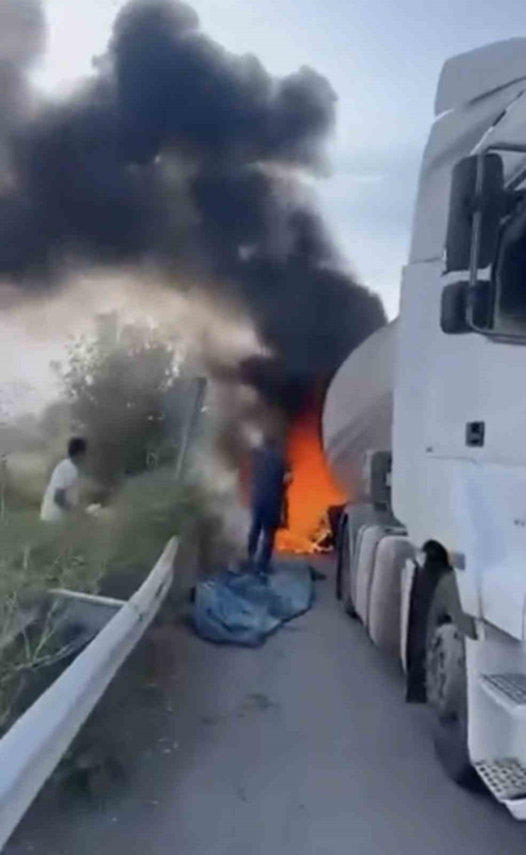 Iğdır’da seyir halindeki tankerin lastikleri alev aldı