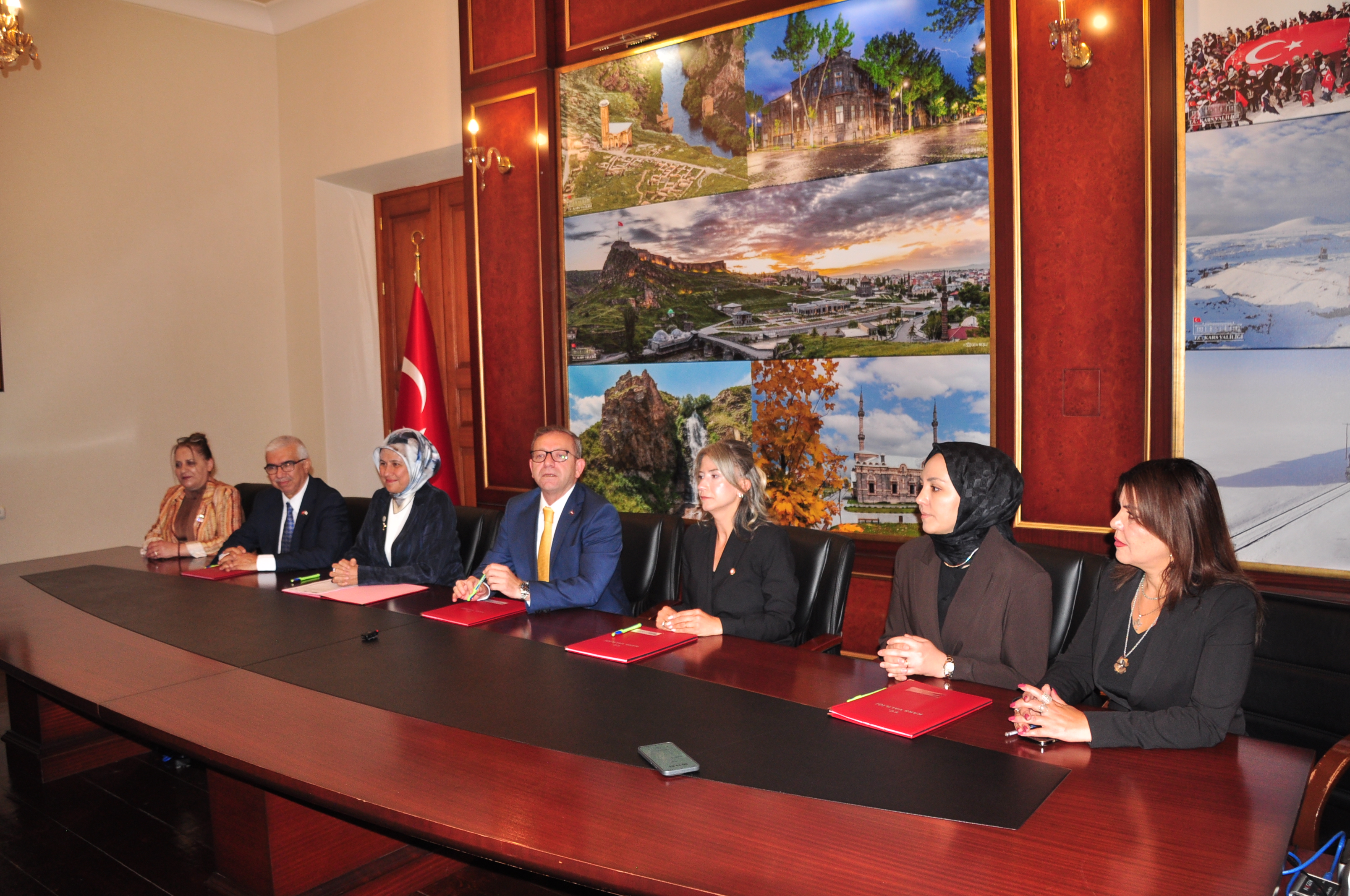 kars-asevi-icin-isbirligi-protokolu-imzalandi-sicak-yemekler-evlerde-teslim-edilecek-1.jpg