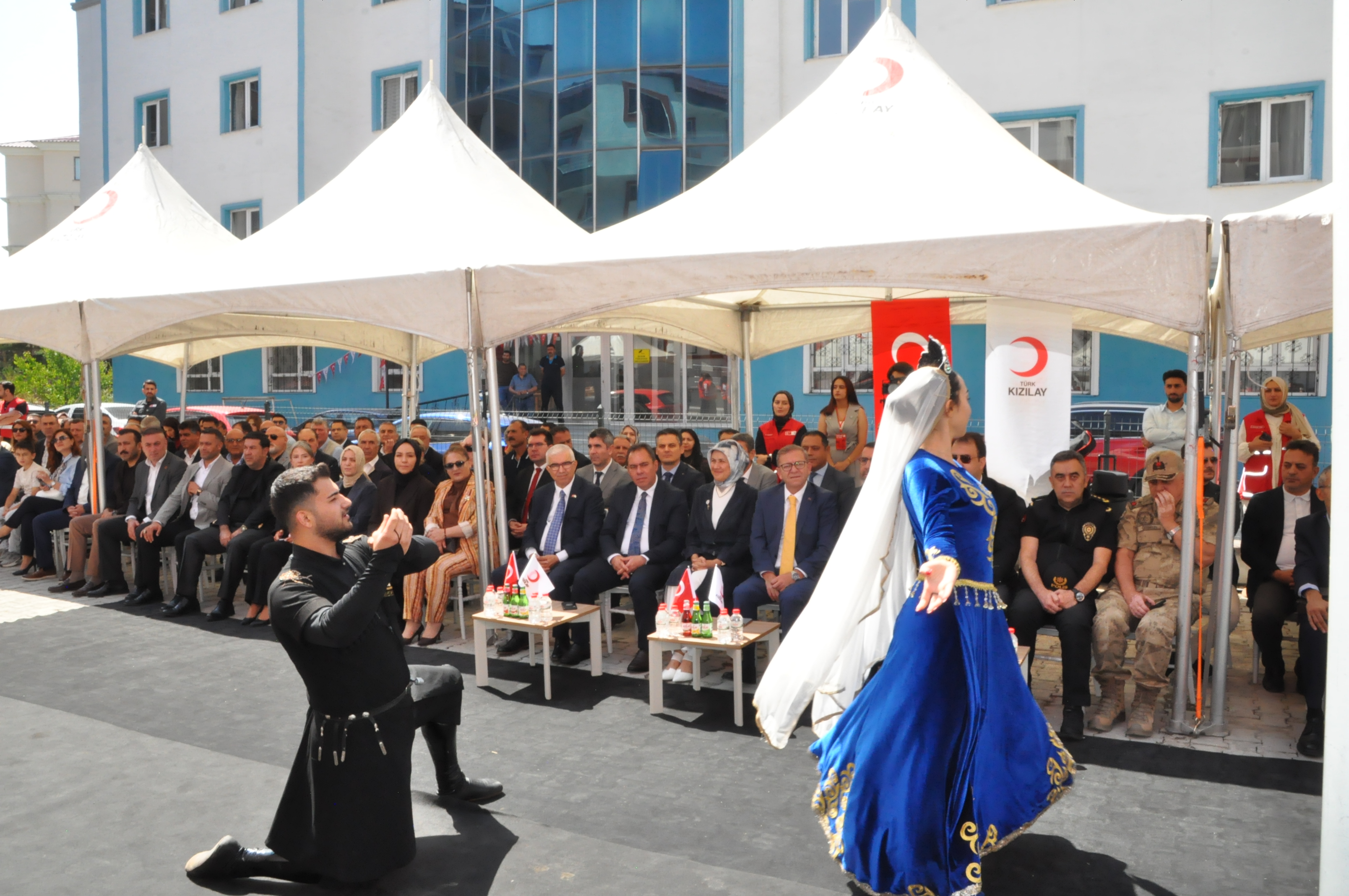 turk-kizilayin-kars-asevi-hizmete-acildi-1.jpg